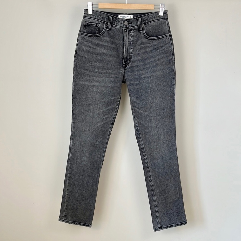 Abercrombie & Fitch The 90’s Skinny High Rise Jeans - Picture 2 of 13